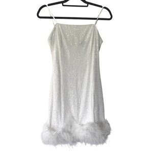 drinks on me white sleeveless pleated bodycon dress Lulus | Dresses | Drinks On Me White Sleeveless Pleated Bodycon Dress Size  L